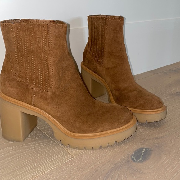 Like New Dolce Vita H20 boots - Picture 2 of 5